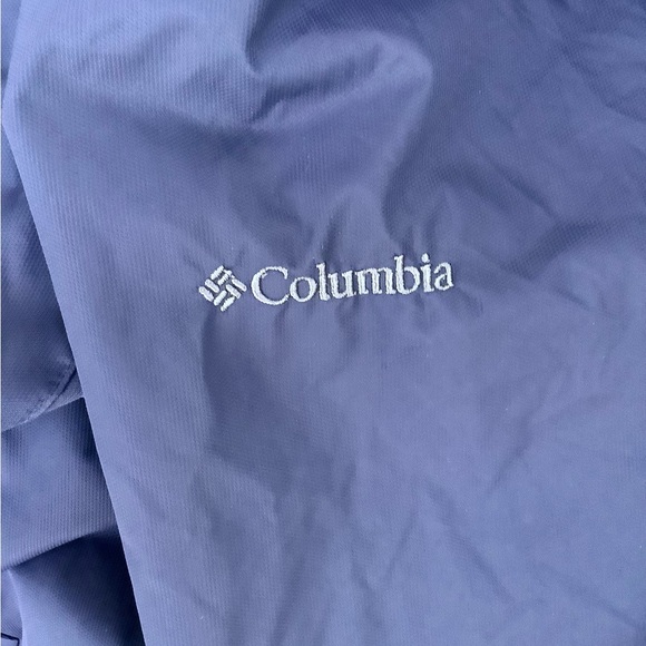 Waterproof Columbia jacked ☔️☔️ - Picture 7 of 11